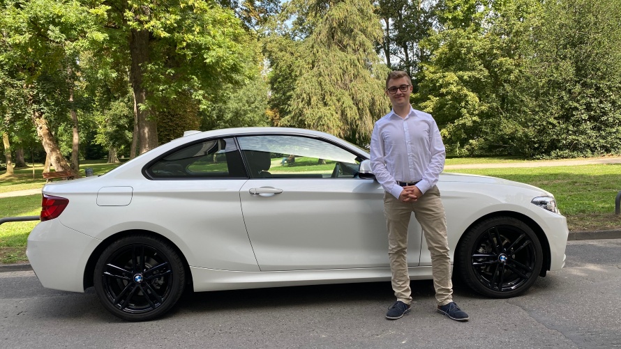 Azubi, Auszubildender, Automobilkaufmann, M 218 D Coupé, Daniel Vonhof, Brentanopark