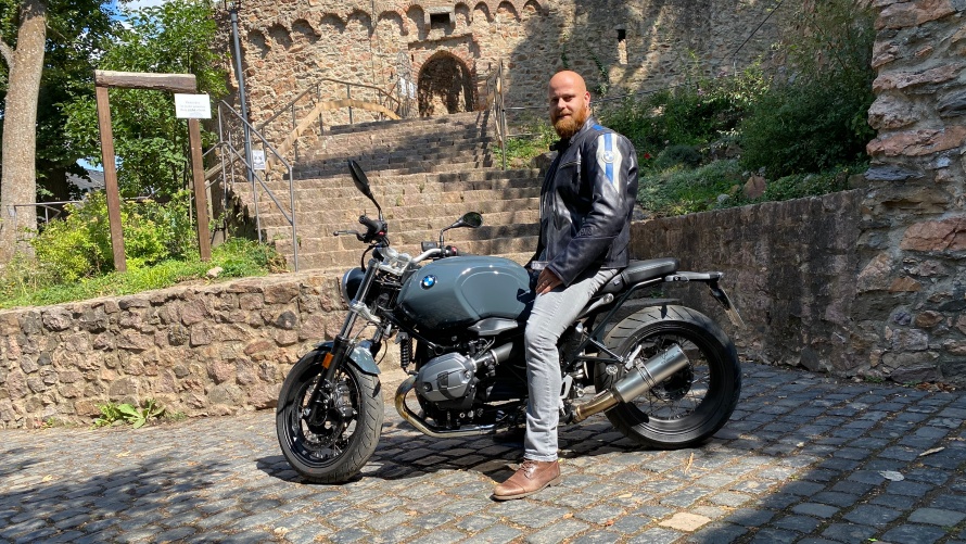 Frankfurt, BMW Frankfurt, Daniel Lerchenmüller, Schloss Auerbach, Motorrad, R nineT Pure