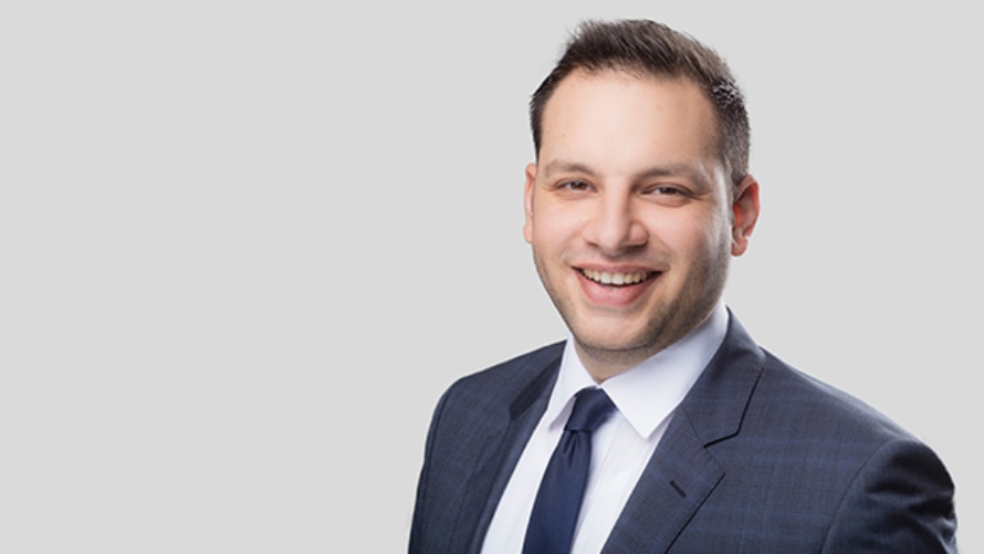 Dimitrios Aritzis, Verkaufsberater Neue Automobile